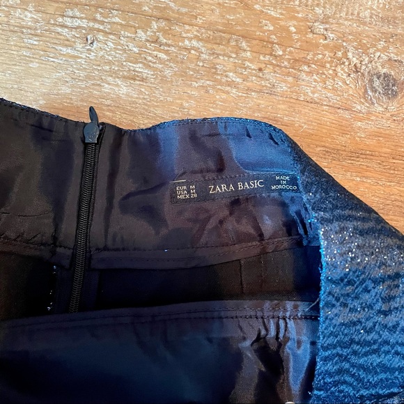 Zara | Sparkly Blue Mini skirt - Picture 3 of 4